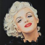 Marilyn Monroe, Portrait mit roten Lippen und schwarzer Bluse